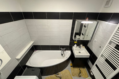 Prodej RD 5+2kk s třemi parkovacími stáními a pozemkem o výměře 313 m2 ve Vochově u Plzně