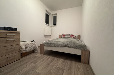 Prodej RD 5+2kk s třemi parkovacími stáními a pozemkem o výměře 313 m2 ve Vochově u Plzně