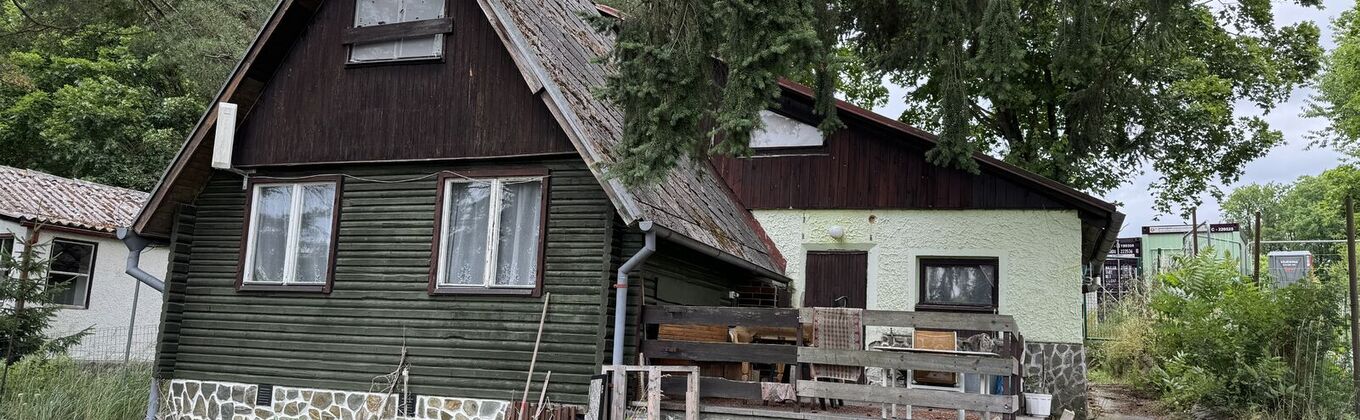 Prodej chaty u Hracholuské přehrady - Nový most, Čerňovice, okr. Plzeň - sever