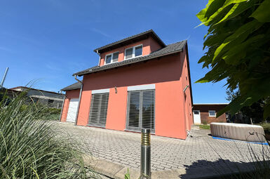 Prodej RD 5+1 s garáží a pozemkem o výměře 1050 m2 ve Vejprnicích u Plzně