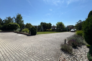 Prodej RD 5+1 s garáží a pozemkem o výměře 1050 m2 ve Vejprnicích u Plzně