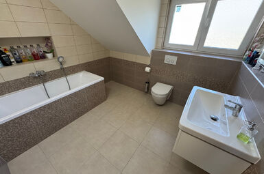 Prodej RD 5+1 s garáží a pozemkem o výměře 1050 m2 ve Vejprnicích u Plzně