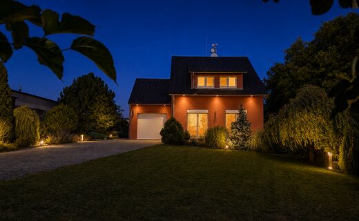 Fotografie nemovitosti - Prodej RD 5+1 s garáží a pozemkem o výměře 1050 m2 ve Vejprnicích u Plzně