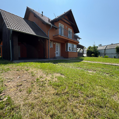 Prodej RD 4+1 s garáží a pozemkem o výměře 690 m2 v Losiné u Plzně