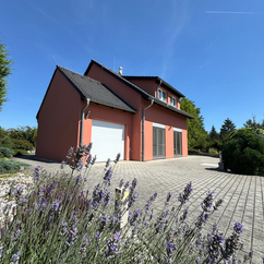 Prodej RD 5+1 s garáží a pozemkem o výměře 1050 m2 ve Vejprnicích u Plzně